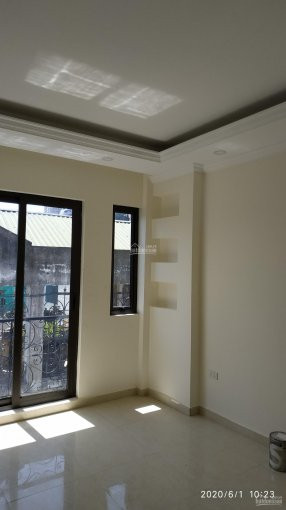 Chính Chủ Bán Nhanh Nhà 6,4 Tỷ Khu Vực Ngã Tư Sở, Lô Góc 3 Thoáng, ô Tô Qua, Kinh Doanh, 43m2*4t, Mt 5m 2