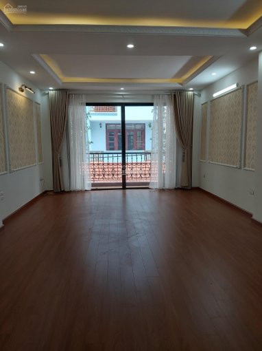 Chính Chủ Bán Nhanh Nhà 70m2, Mặt Phố Chùa Láng, Kinh Doanh Cafe, Spa, Hiệu Thuốc, Tuyệt đỉnh 1