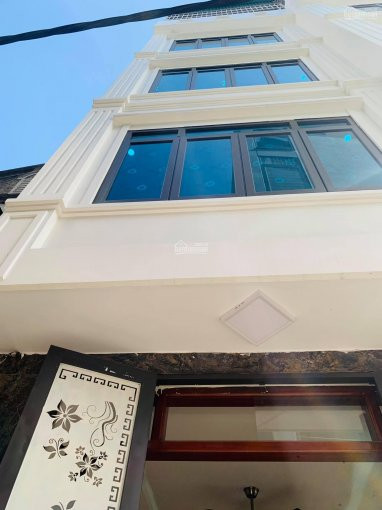 Chính Chủ Bán Nhanh Nhà Gần Ngã Tư Sở - Thanh Xuân, Lô Góc 5 Tầng, Sân Cổng Chỉ 3 Tỷ Hơn 1