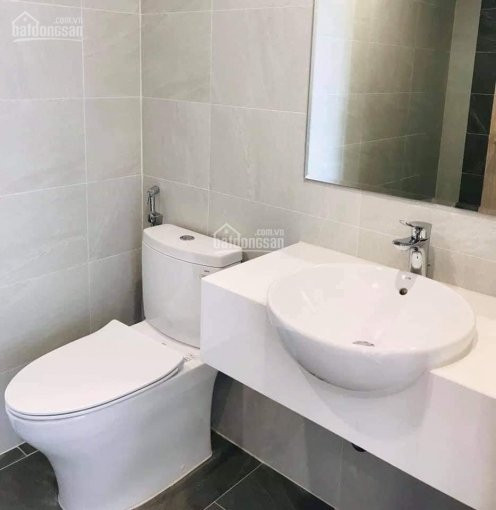 Chính Chủ Cho Thuê Căn Hộ 35tr/tháng Tại Vinhomes Q9 Có 2 Máy Lạnh Toilet Full View Công Viên 5