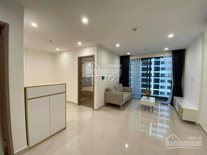 Chính Chủ Cho Thuê Gấp Vinhomes Grand Park, 2pn + Dt 69m2 Giá Thuê Chỉ 5 Tr/th, Căn Góc View Hồ Bơi 1