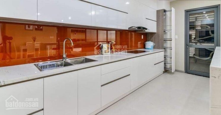 Chính Chủ Cho Thuê Nhanh Gấp Căn Hộ Nhà đẹp, View Siêu đẹp, 3 Nhánh Sông, Căn Hộ Ngay Trung Tâm Q4 2