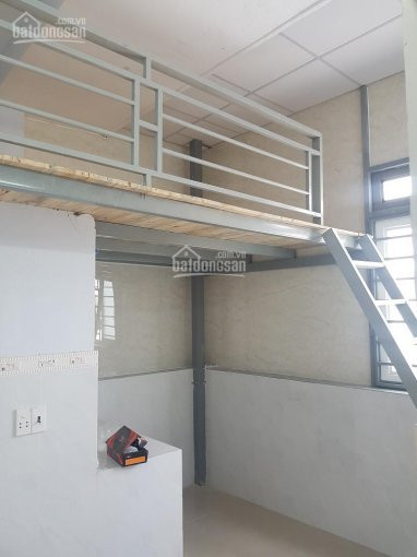 Chính Chủ Cho Thuê Nhanh Phòng Mới Xây 20m2 Có Gác, Máy Lạnh 2,7 Triệu Số 262 Lũy Bán Bích, Q Tân Phú 3