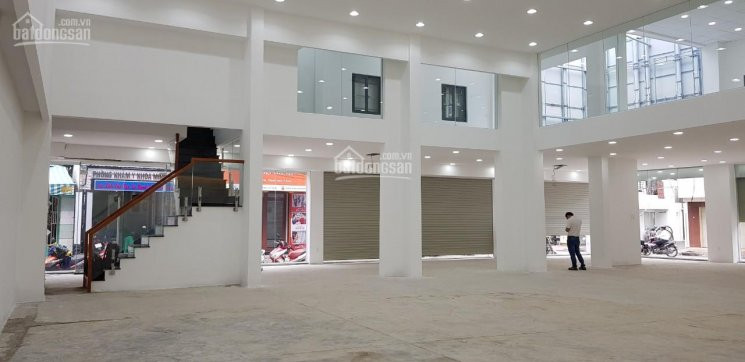 Chính Chủ Cho Thuê Nhanh Showroom 300m2 Ngay Gần Ngã Tư Bình Thới - Lê đại Hành, Quận 11, Vị Trí Siêu đẹp 2