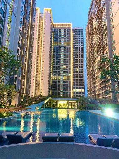 Duplex 2pn Tòa Berdaz Tầng Cao, View Trực Diện Landmark 81, Nhà Thô Tùy ý Thiết Kế, 52 Tỷ 1