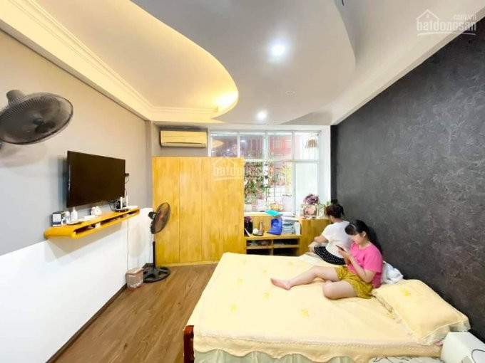 Hiếm Bán! Nhà đẹp La Thành- Chỉ 2,85 Tỷ- 33m2*5 Tầng-ngõ Rộng- Gần Phố- Tặng 99% đồ- ở Sướng 5