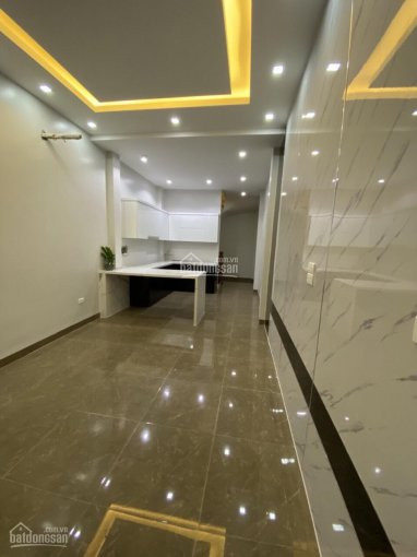 Nhà đẹp, Giá Rẻ, Sđcc 45m Xây Mới 5 Tầng, Ngõ 189 Nguyễn Văn Cừ, Long Biên, Hà Nội 2