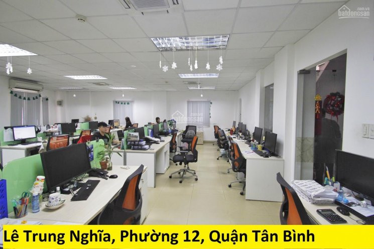 Văn Phòng Cho Thuê  ở Các Quận Trung Tâm Tphcm, Diện Tích đầy đủ 1