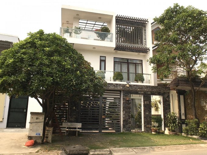 Villa Tđ 40tr Nội Thất đẹp, Có Sân Vườn Nhỏ đẹp - Khu Compound 215 Nvh 1