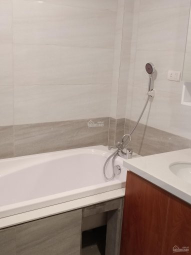 Chính Chủ Bán Nhanh Nhà Dt 46,5 M2 X 5 Tầng ô Tô Vào Nhà Ngõ 252 Ngọc Thụy Gia đình Quan Tâm Lh: 0988412099 6