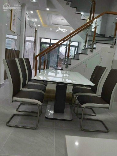 Chính Chủ Cần Bán Căn Nhà Ngang 4m X 14m Trệt 2 Lầu Sân Thượng 3