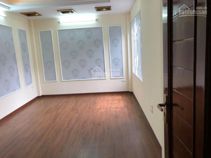 Chính Chủ Cần Bán Nhà Ngõ 467 Lĩnh Nam, Hoàng Mai, Hà Nội, 30m2 * 5 Tầng, Giá 2,2 Tỷ Có Tl Lh: 0962552279 5