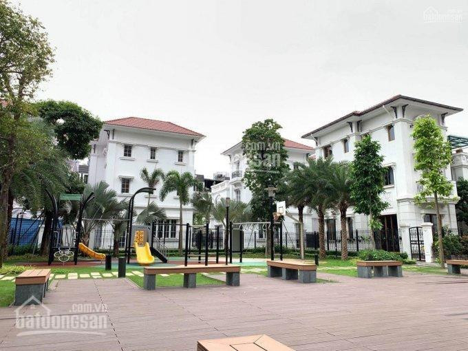 Chính Chủ Cần Bán Siêu Phẩm Biệt Thự đơn Lập Embassy Garden Diện Tích 237m2 Hàng Hiếm Nhất Tại Khu Vực 1