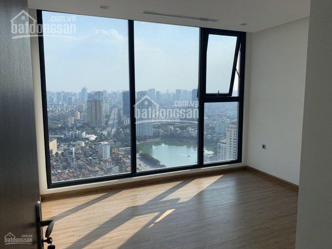 Chính Chủ Cần Cho Thuê Gấp Vinhomes Metropolis 82m, 2pn Giá Rẻ 18tr đồ Cơ Bản Lh Xem O945575668 1