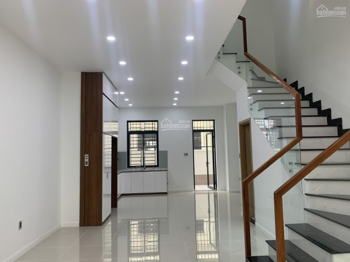 Chính Chủ Cho Thuê Nhanh Nguyên Căn Kđt Lakeview City, An Phú, Quận 2, 1 Trệt 3 Lầu 5