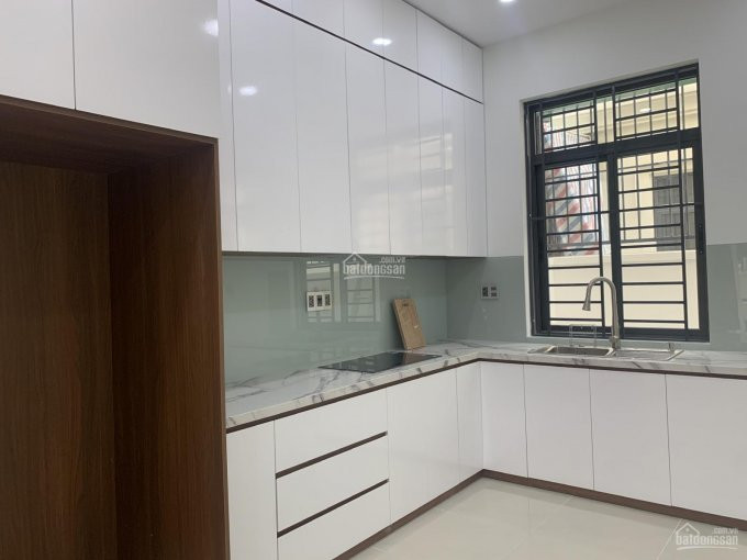 Chính Chủ Cho Thuê Nhanh Nguyên Căn Kđt Lakeview City, An Phú, Quận 2, 1 Trệt 3 Lầu 6