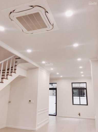 Chính Chủ Cho Thuê Nhanh Nhà Nguyên Căn Mới 1 Trệt 3 Lầu, 4pn, 5wc Tại Lakeview City Q2, 25tr/th Lh 0917810068 8