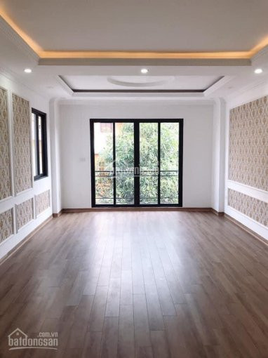 Chủ Nhà Bán 1 Căn, đường Bát Khối, 30m2, 5 Tầng, 2 Tỷ 550tr, ô Tô đến Cửa 4