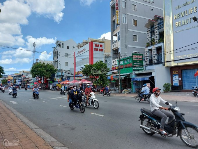 Mặt Tiền Chiều Ngang 14m đường Hùng Vương, đoạn Trung Tâm Nhất Thành Phố Cần Thơ 2