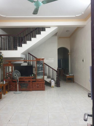 Nhượng 90m2 X 4 Tầng, Giá Chỉ 4,2 Tỷ Tại Mễ Trì