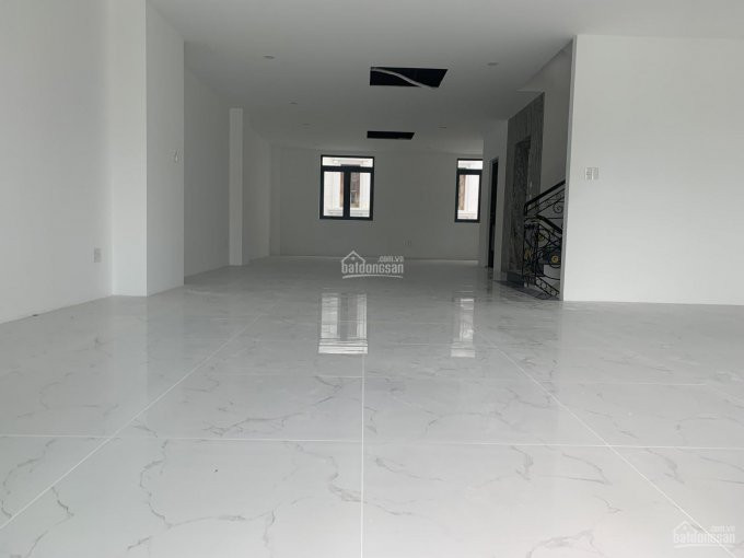 Tòa Văn Phòng 4 Sàn 500m2 Hầm Thang Máy, Cách Trần Não Chỉ 100m 95tr/tháng 2