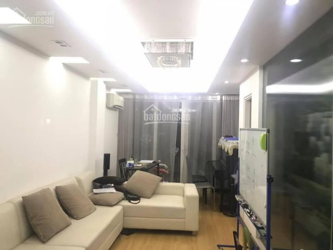 Tt Quận 10, Hẻm 10m đường 3/2, 100m2 - 6 Tầng - 18 Phòng, Thang Máy 5