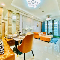 Chính Chủ Bán Nhanh Căn Hộ Vinhomes, 825m2, Nội Thất Châu âu, Bán Lỗ 300 Triệu, Lầu 18, Mới 100% Lh: 0977771919