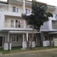 Chính Chủ Bán Nhanh Nhà 5x15m Full Nội Thất Village 549 Tỷ, 5x23m Melosa 699 Tỷ 0902442039