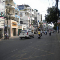 Nhà Nguyễn Văn Trỗi, Dt 17x26m, Giá 75 Tỷ