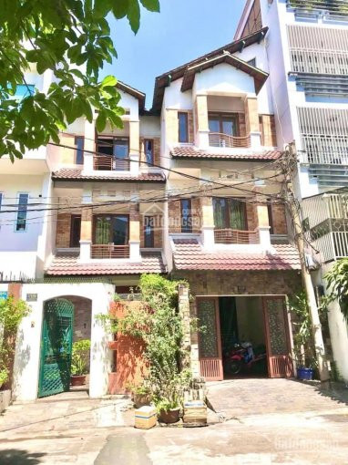 Biệt Thự - đối Diện Công Viên Phường Tân Sơn Nhì, 8mx18m, 2 Lầu, 16 Tỷ, P Tân Sơn Nhì, Q Tân Phú 3
