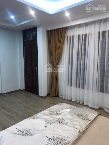 Chính Chủ Cần Bán Nhà Phố Xã đàn - Ngã 5 ô Chợ Dừa, Giá Hơn 3 Tỷ - 40m2 X 5 Tầng 4