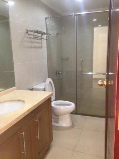 Chính Chủ Cho Thuê Chcc Royal City, Tầng 20, 2pn, Giá 14 Tr/tháng (bao Phí Ql), Lh: 0936363925 6