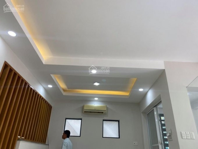 Chính Chủ Cho Thuê Nhanh Building Văn Phòng Mặt Tiền 294 Huỳnh Văn Bánh Gần Trần Huy Liệu, Phú Nhuận, 5x185m 2