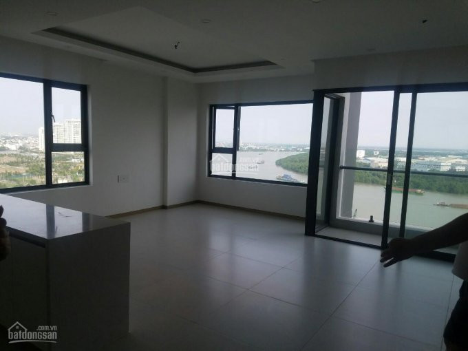 Chính Chủ Cho Thuê Nhanh Căn Hộ 3 Phòng Ngủ, Căn Góc 3 Ban Công, View Sông, Giá 20 Triệu Liên Hệ 0909931237 Ms Tú 4