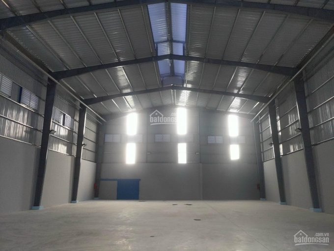 Chính Chủ Cho Thuê Nhanh Kho- Xương  Dt:400m2 Giá:25 Triệu  đường Xe Contener  điện 3 Fa đc:đường Quốc Lô 13- Hiệp 1