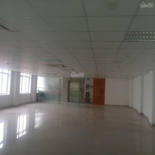 Chính Chủ Cho Thuê Nhanh Văn Phòng Phố Nguyễn Lương Bằng 40m2, 110m2, 180m2 250m2 300m2 700m2, Giá 135000đ/m2 1