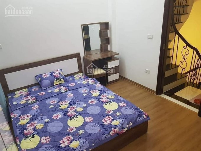đỉnh Cao Giữ Tiền, Nhà đình Thôn ô Tô đỗ Cửa 40m2 7pn đủ đồ Giá Chỉ 42 Tỷ 2