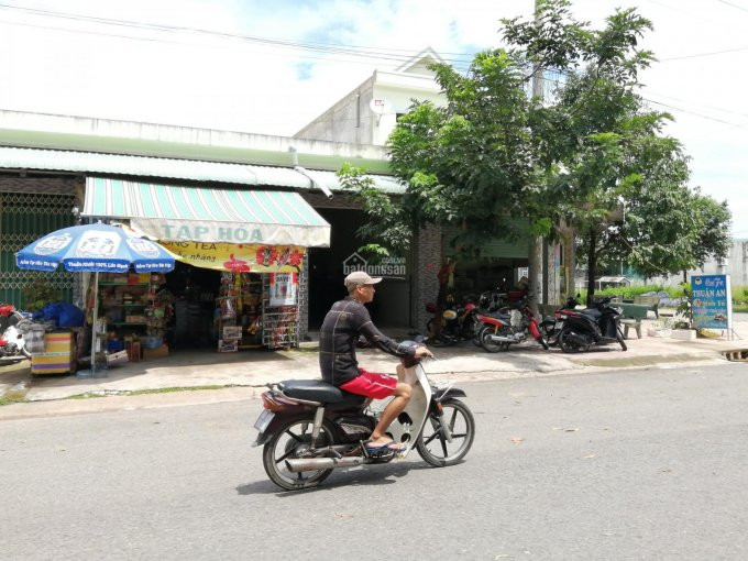 Gia đình Thiếu Nợ đành Bán Gấp 300m2 đất Gần Chợ đêm Bình Dương, đường Nhựa 25m đông Người Qua Lại 1