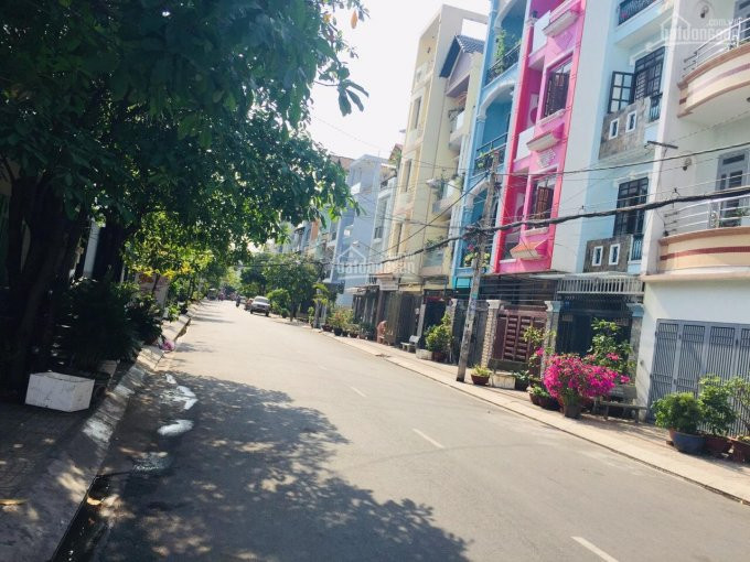 Hẻm Nhựa 10m đường Trần Văn ơn, Phường Tân Sơn Nhì, Quận Tân Phú, Dt: 45x17m 2 Lầu, Giá 10 Tỷ 2