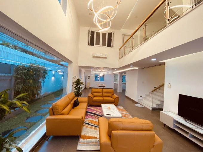 Nhà đẹp Cần Bán Cho Khách Vip, Ngay Trung Tâm đường Lớn Quận 7, Khu Compound, 251m2, Sân Vườn 4