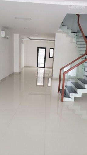 Tôi Cần Cho Thuê Văn Phòng Khu đô Thị Vạn Phúc 100m2 Sàn Giá 10 Triệu/tháng 1