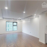 Chính Chủ Bán Nhanh Căn Góc 1806 Tòa Sun Tây Hồ Residence Ban Công đông View Hồ Tây 5,2 Tỷ Bao Phí Lh 0983 918 483