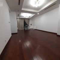 Chính Chủ Bán Nhanh Chung Cư Royal City: Căn Hộ Tầng 18 Tòa R2, 145m2 - 3pn, Sđcc, Giá 36 Triệu/m2, Nhận Nhà Ngay