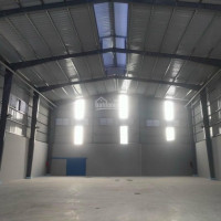 Chính Chủ Cho Thuê Nhanh Kho- Xương  Dt:400m2 Giá:25 Triệu  đường Xe Contener  điện 3 Fa đc:đường Quốc Lô 13- Hiệp