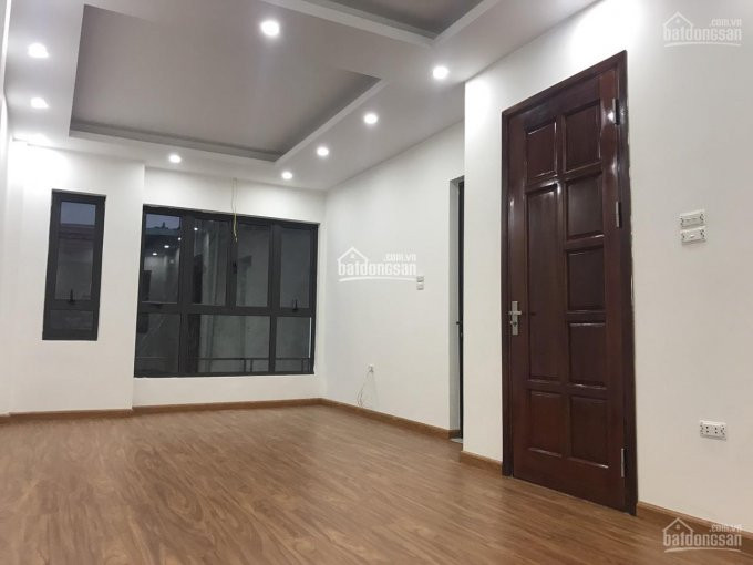 Bán Gấp Nhà Chính Chủ Mặt Ngõ Hồng Mai, Hai Bà Trưng,45m2 Xây Mới 5 Tàng Giá:3,7 Tỷ Ctl 3