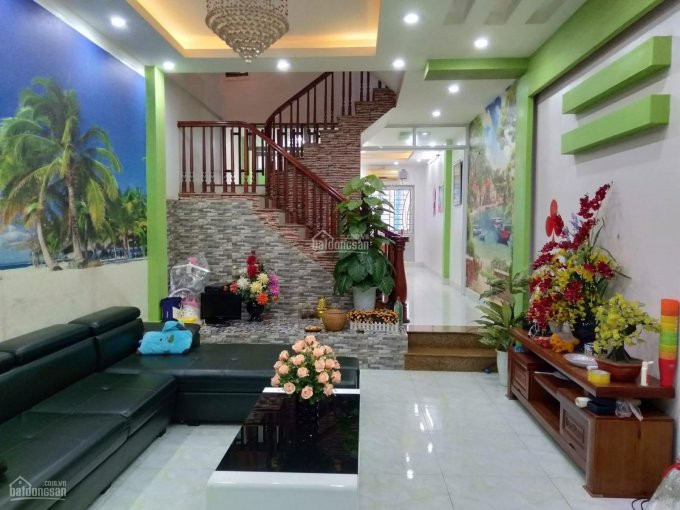 Bán Gấp Nhà Quang Tiến, Gần Chợ, Gần Trường Học, Giao Thông Thuận Tiện74m, 3 Tầng, Giá 395 Tỷ 2