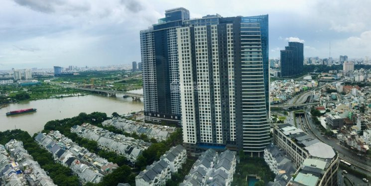 Chỉ 19 Triệu/tháng Thuê Ngay Căn Hộ 3 Phòng Ngủ Saigon Pearl, View Sông đẹp Lung Linh, Tầng Cao 1