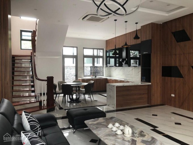 Chính Chủ Bán Nhanh Biệt Thự Hoàn Thiện Phía Hồ Vinhomes The Harmony 2