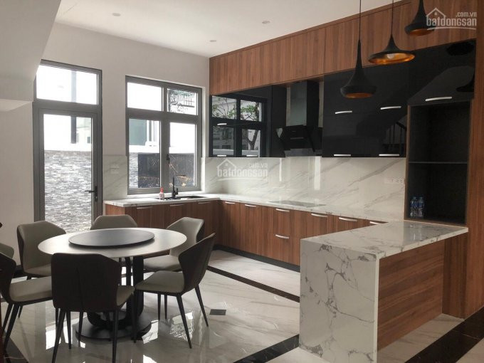 Chính Chủ Bán Nhanh Biệt Thự Hoàn Thiện Phía Hồ Vinhomes The Harmony 3