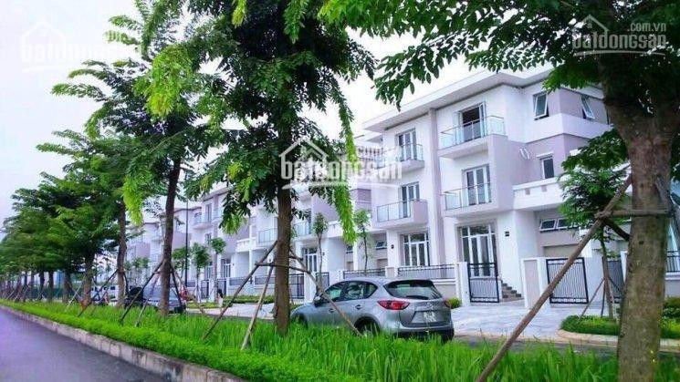 Chính Chủ Bán Nhanh Biệt Thự Mặt Phố Nguyễn Văn Huyên 336m2 X 3 Tầng, đường 40m, Giá 145 Triệu/m2 2